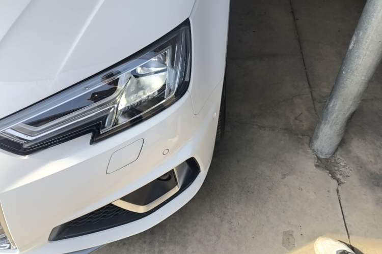 Used Audi A4L 2019 40 TFSI Fashion Edition China VI Emission Standard Left Front Headlight