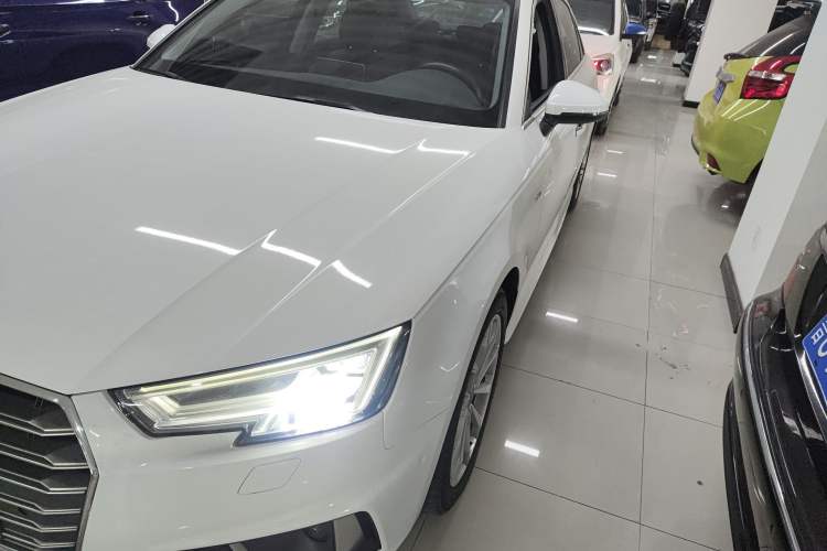 Used Audi A4L 2019 40 TFSI Fashion Edition China VI Emission Standard Left Front Headlight