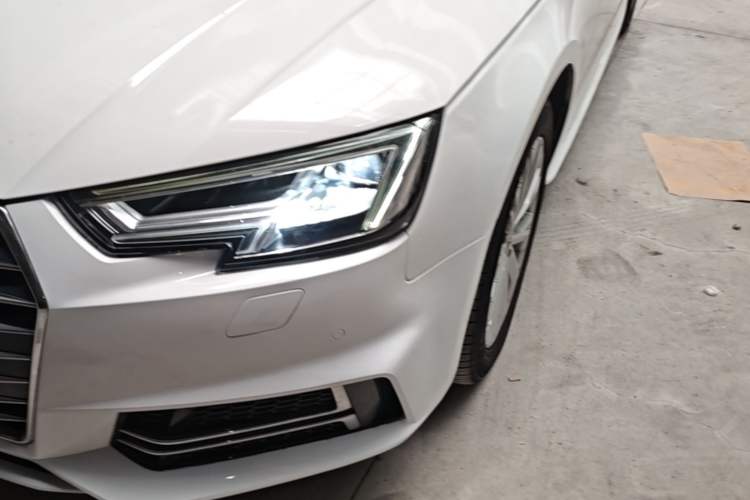 Used Audi A4L 2019 40 TFSI Ambition Version China V Left Front Headlight
