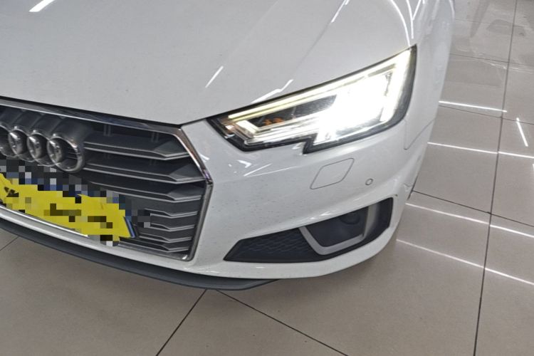 Used Audi A4L 2019 40 TFSI Fashion Edition China VI Emission Standard Left Front Headlight