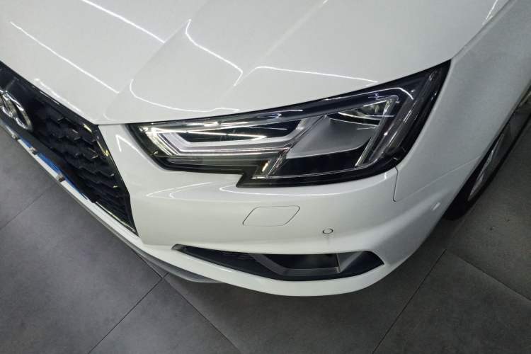Used Audi A4L 2019 40 TFSI Fashion Edition China VI Emission Standard Left Front Headlight