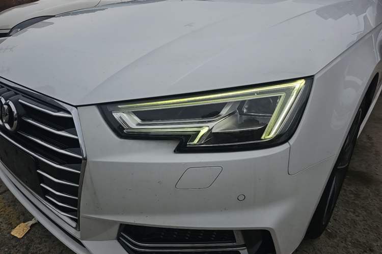 Used Audi A4L 2019 40 TFSI Ambition Version China V Left Front Headlight