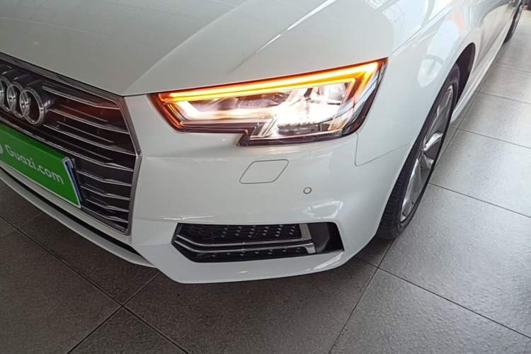 Used Audi A4L 2019 40 TFSI Ambition China VI Left Front Headlight