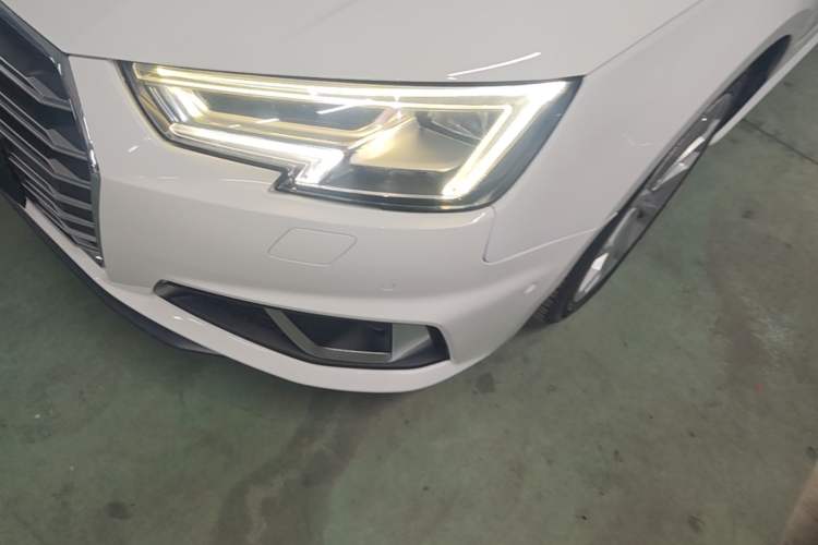 Used Audi A4L 2019 40 TFSI Fashion Edition China VI Emission Standard Left Front Headlight