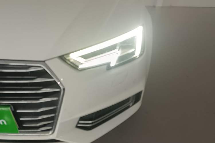 Used Audi A4L 2019 40 TFSI Ambition China VI Left Front Headlight