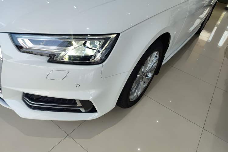 Used Audi A4L 2019 40 TFSI Ambition China VI Left Front Headlight