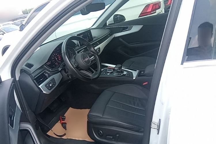 Used Audi A4L 2019 40 TFSI Fashion Version China V Left Front Seat