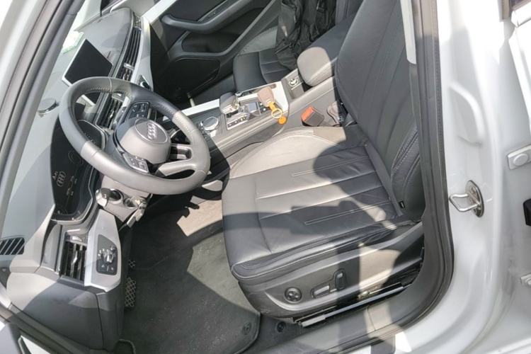 Used Audi A4L 2019 40 TFSI Fashion Version China V Left Front Seat