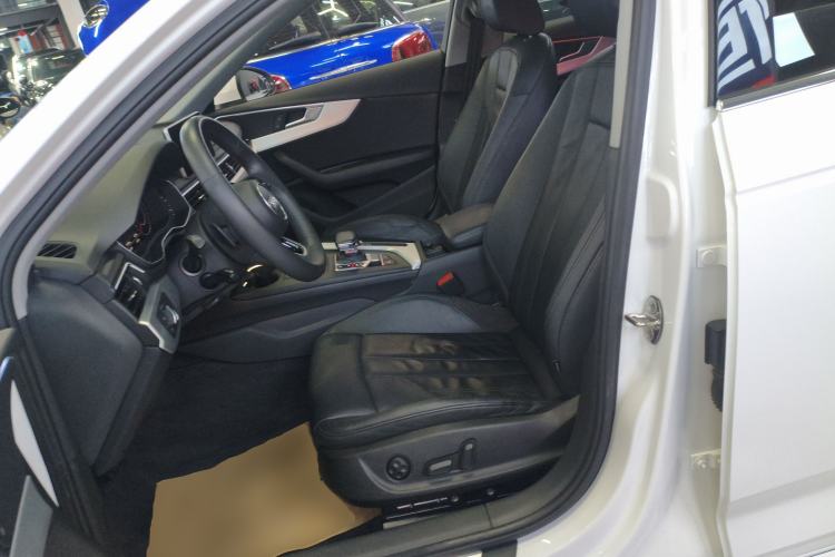 Used Audi A4L 2019 40 TFSI Fashion Version China V Left Front Seat