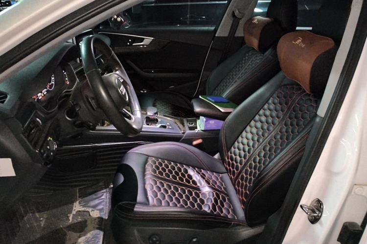 Used Audi A4L 2019 40 TFSI Fashion Edition China VI Emission Standard Left Front Seat