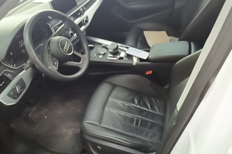 Used Audi A4L 2019 40 TFSI Fashion Version China V Left Front Seat