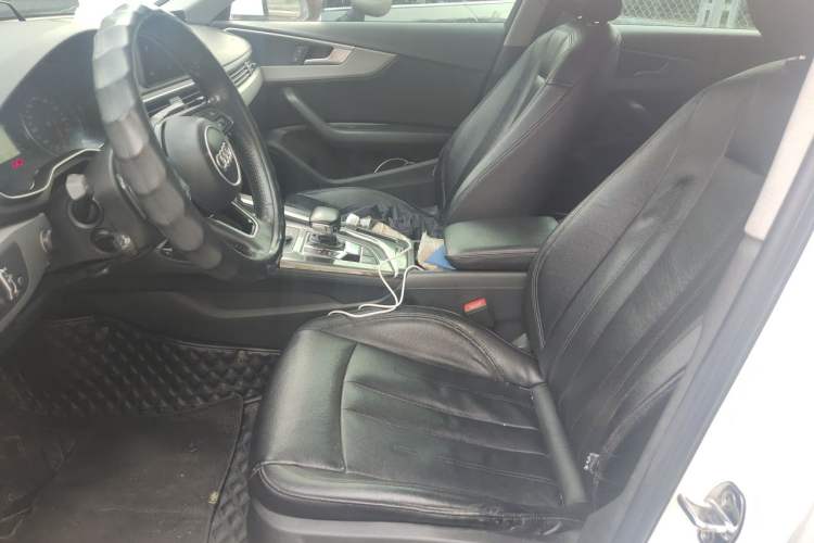 Used Audi A4L 2019 40 TFSI Ambition Version China V Left Front Seat