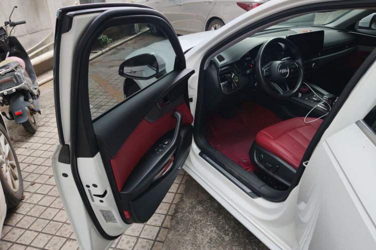 Used Audi A4L 2019 40 TFSI Ambition Version China V Left Front Seat