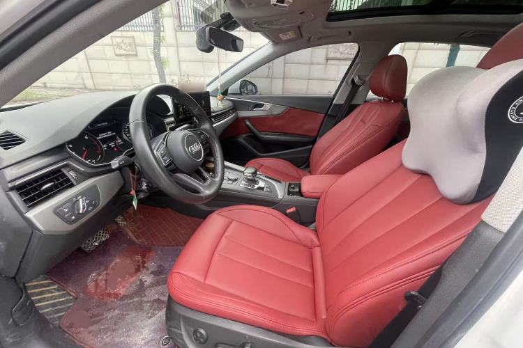 Used Audi A4L 2019 40 TFSI Ambition China VI Left Front Seat