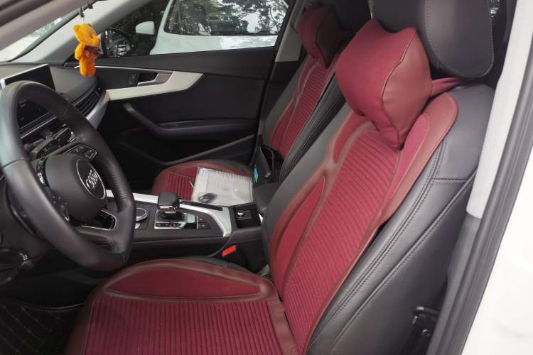 Used Audi A4L 2019 40 TFSI Fashion Edition China VI Emission Standard Left Front Seat