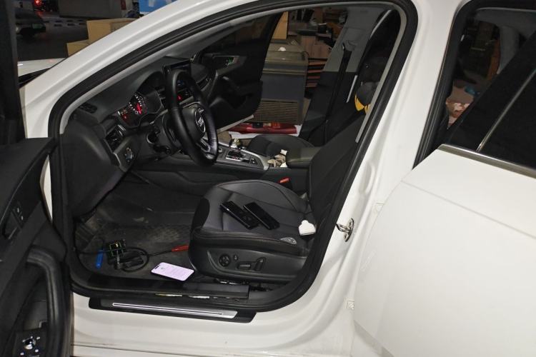 Used Audi A4L 2019 40 TFSI Ambition Version China V Left Front Seat