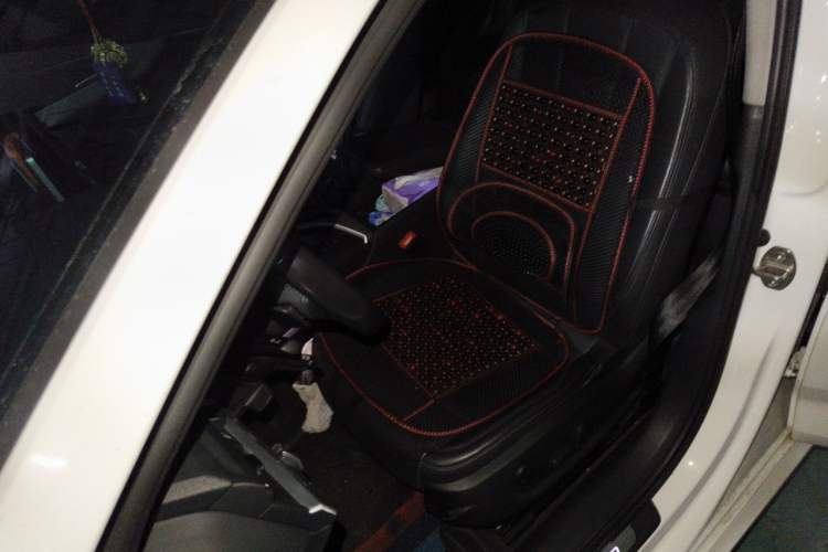 Used Audi A4L 2019 40 TFSI Fashion Edition China VI Emission Standard Left Front Seat