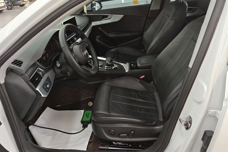 Used Audi A4L 2019 40 TFSI Fashion Version China V Left Front Seat