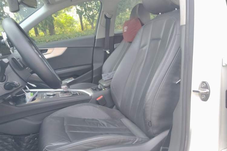 Used Audi A4L 2019 40 TFSI Fashion Version China V Left Front Seat