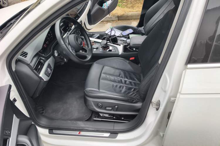 Used Audi A4L 2019 40 TFSI Fashion Version China V Left Front Seat