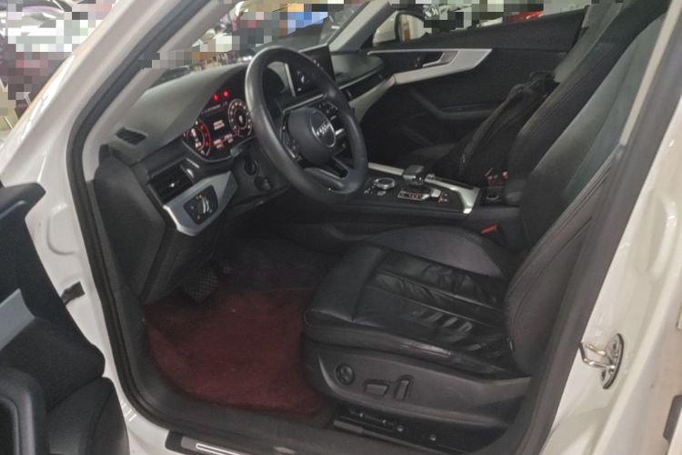 Used Audi A4L 2019 40 TFSI Fashion Edition China VI Emission Standard Left Front Seat