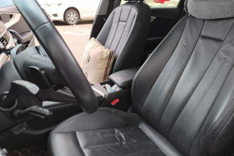 Used Audi A4L 2019 40 TFSI Fashion Version China V Left Front Seat