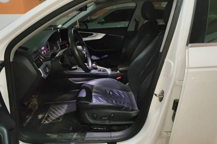 Used Audi A4L 2019 40 TFSI Fashion Version China V Left Front Seat