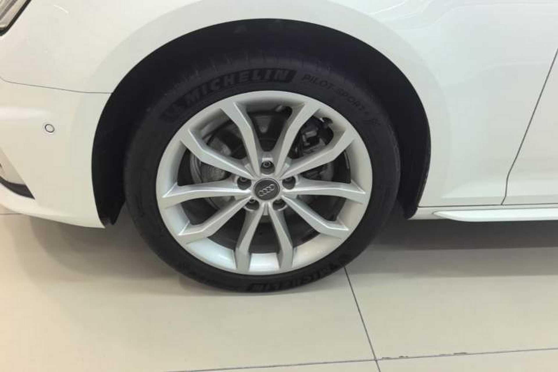 Used Audi A4L 2019 40 TFSI Fashion Edition China VI Emission Standard Left Front Wheel Hub