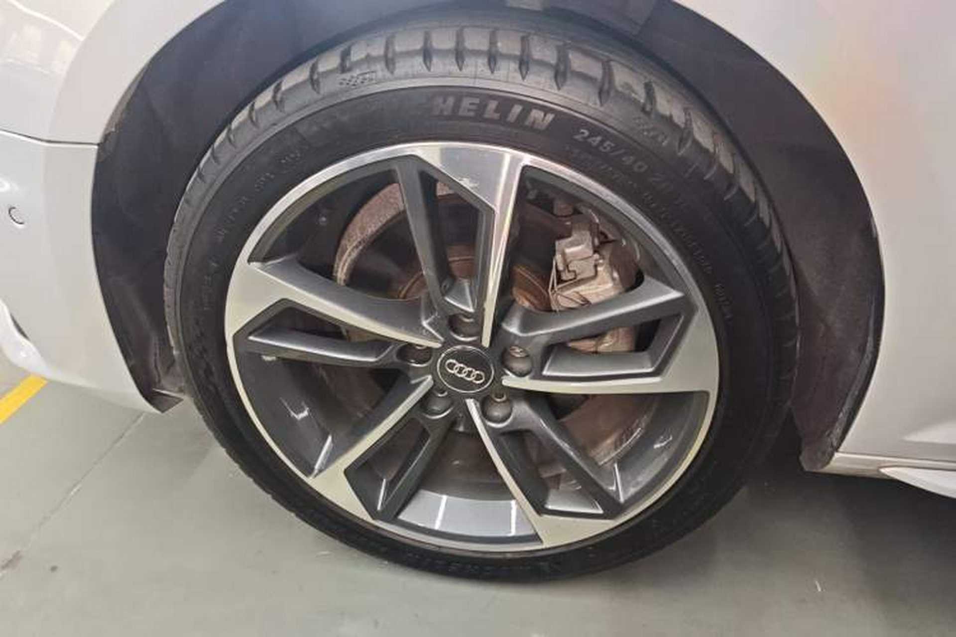 Used Audi A4L 2019 40 TFSI Fashion Edition China VI Emission Standard Left Front Wheel Hub