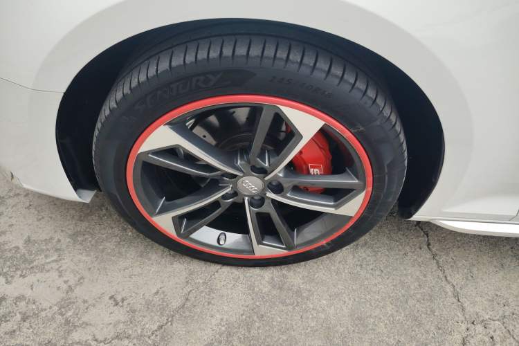 Used Audi A4L 2019 40 TFSI Ambition China VI Left Front Wheel Hub