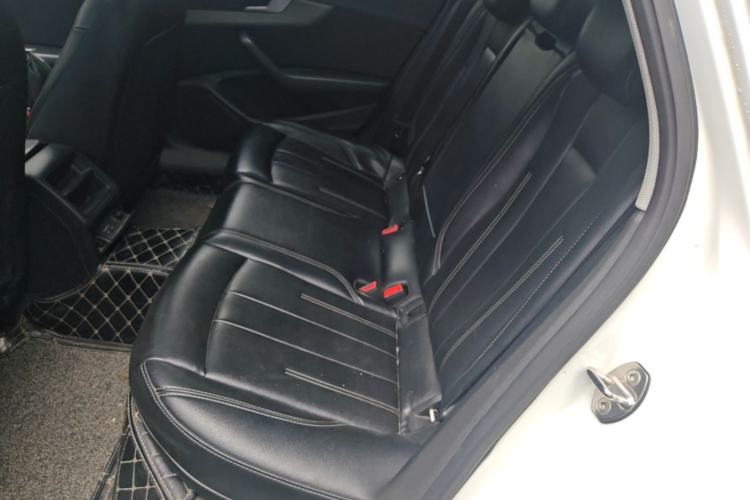 Used Audi A4L 2019 40 TFSI Ambition Version China V Left Rear Seat