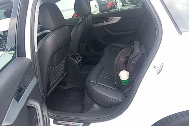 Used Audi A4L 2019 40 TFSI Fashion Version China V Left Rear Seat