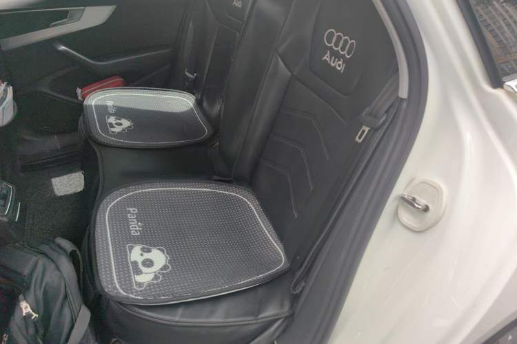 Used Audi A4L 2019 40 TFSI Fashion Version China V Left Rear Seat