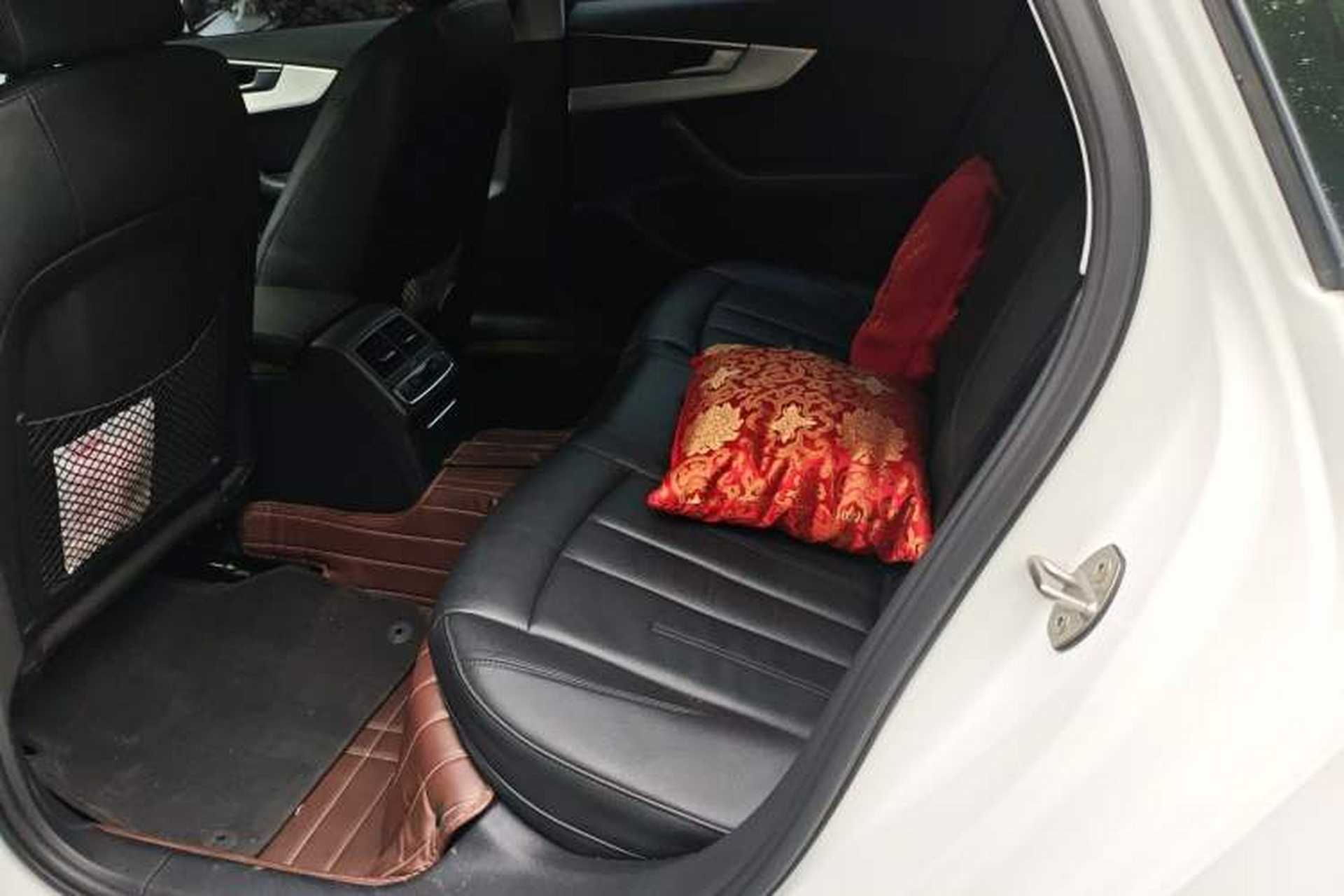 Used Audi A4L 2019 40 TFSI Fashion Edition China VI Emission Standard Left Rear Seat