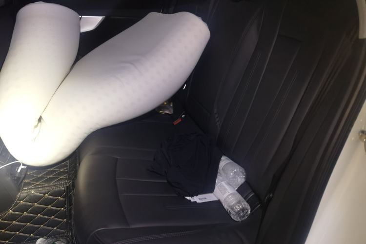 Used Audi A4L 2019 40 TFSI Fashion Edition China VI Emission Standard Left Rear Seat