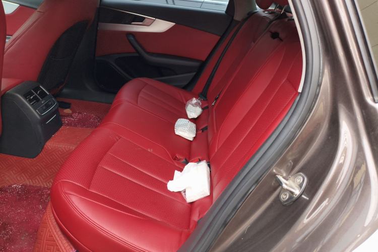Used Audi A4L 2019 40 TFSI Fashion Version China V Left Rear Seat