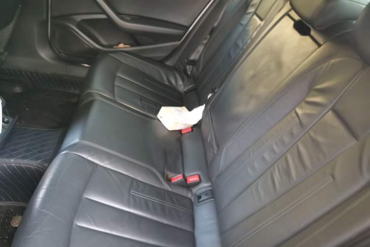 Used Audi A4L 2019 40 TFSI Fashion Version China V Left Rear Seat