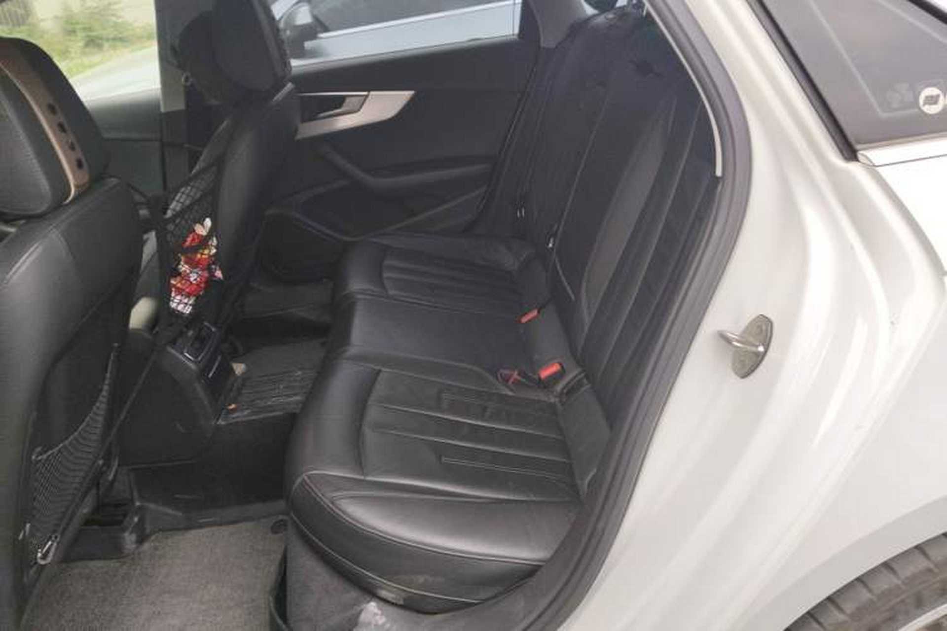 Used Audi A4L 2019 45 TFSI quattro Individual Sport Edition China VI Left Rear Seat