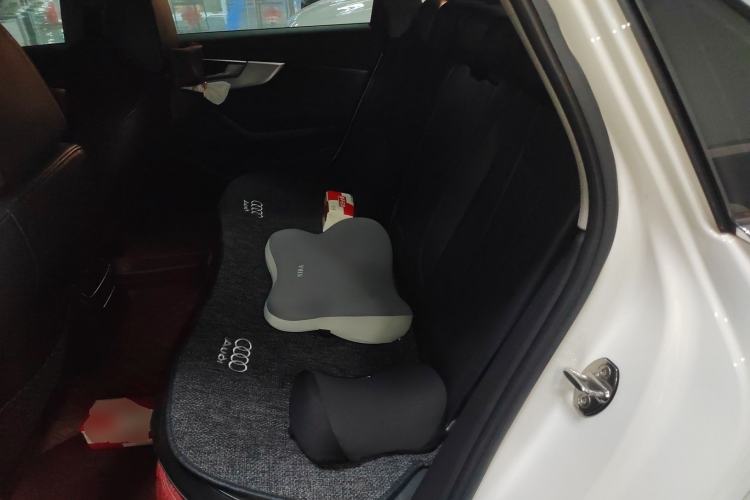 Used Audi A4L 2019 40 TFSI Fashion Version China V Left Rear Seat