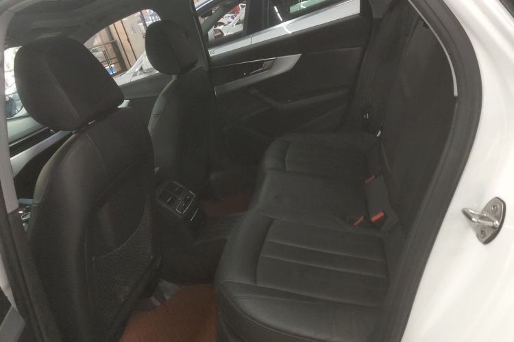Used Audi A4L 2019 40 TFSI Fashion Version China V Left Rear Seat