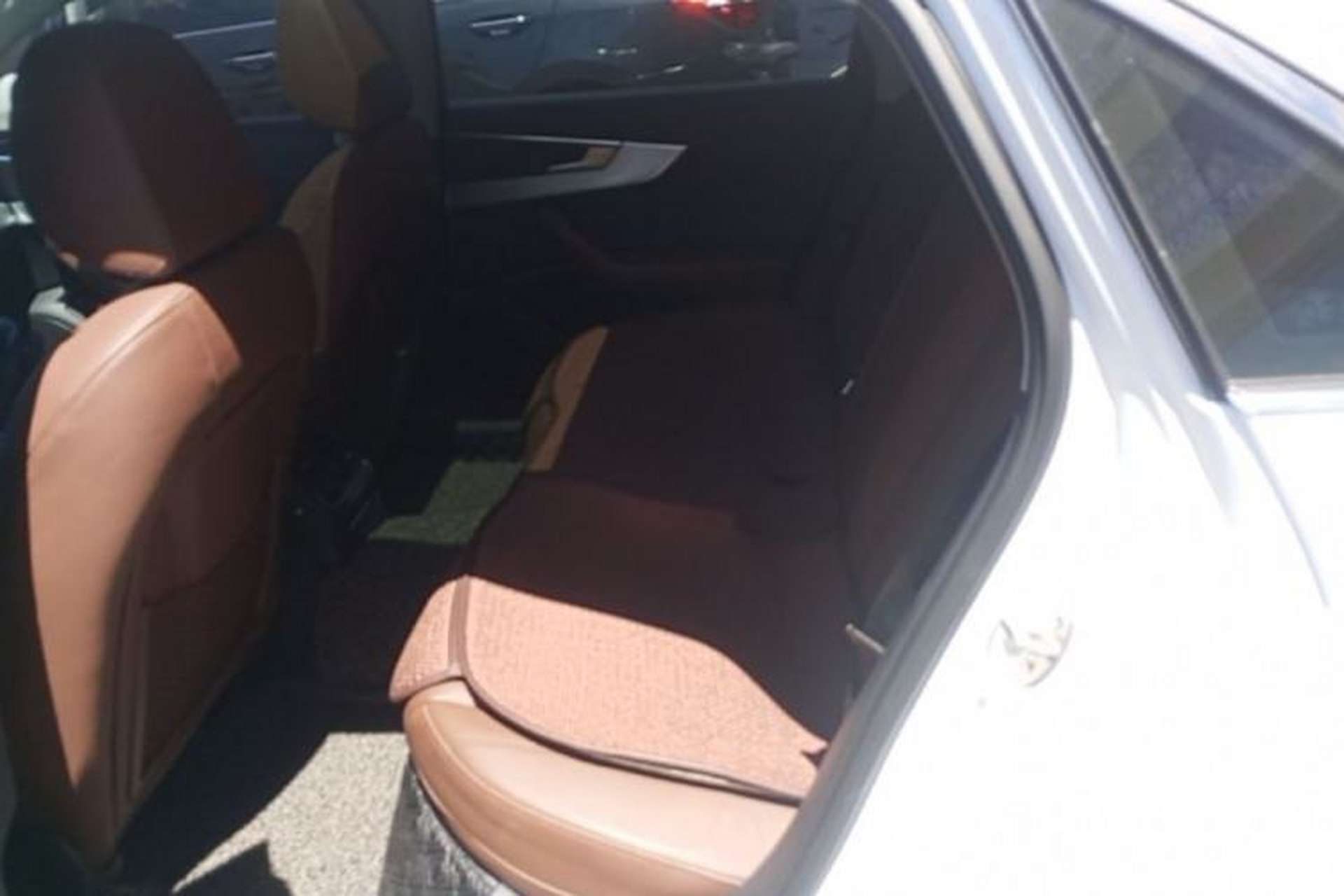 Used Audi A4L 2019 40 TFSI Fashion Edition China VI Emission Standard Left Rear Seat