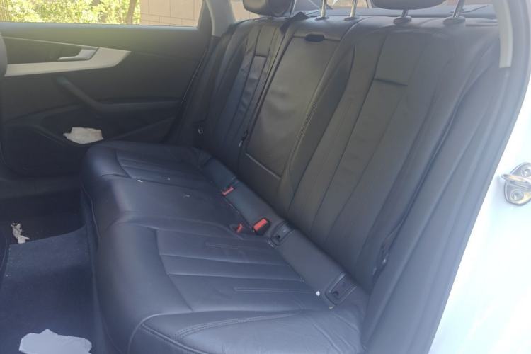 Used Audi A4L 2019 40 TFSI Fashion Version China V Left Rear Seat