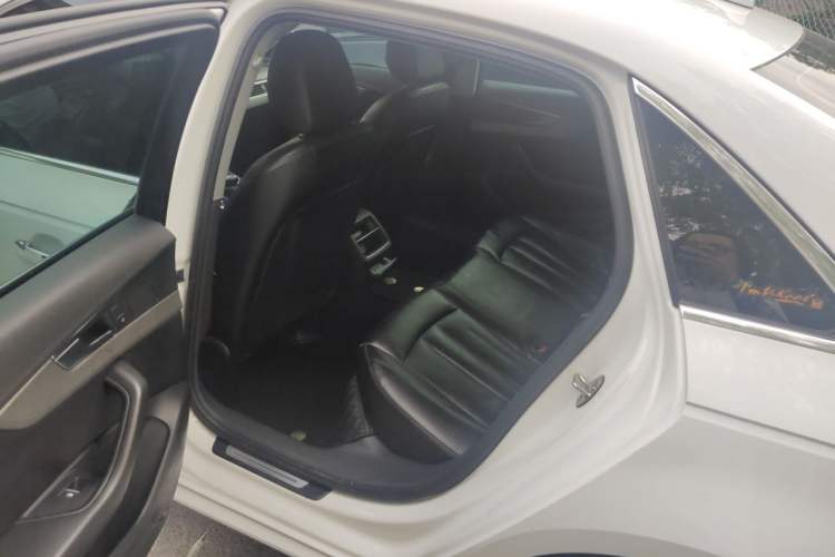 Used Audi A4L 2019 40 TFSI Ambition Version China V Left Rear Seat