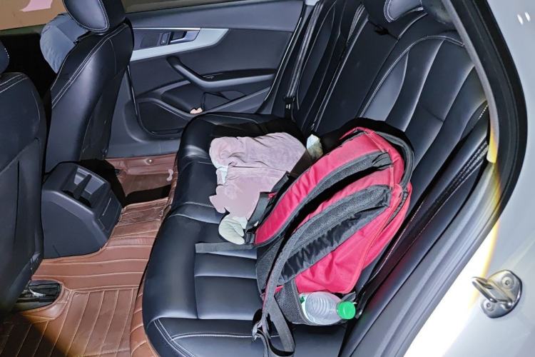 Used Audi A4L 2019 40 TFSI Ambition Version China V Left Rear Seat
