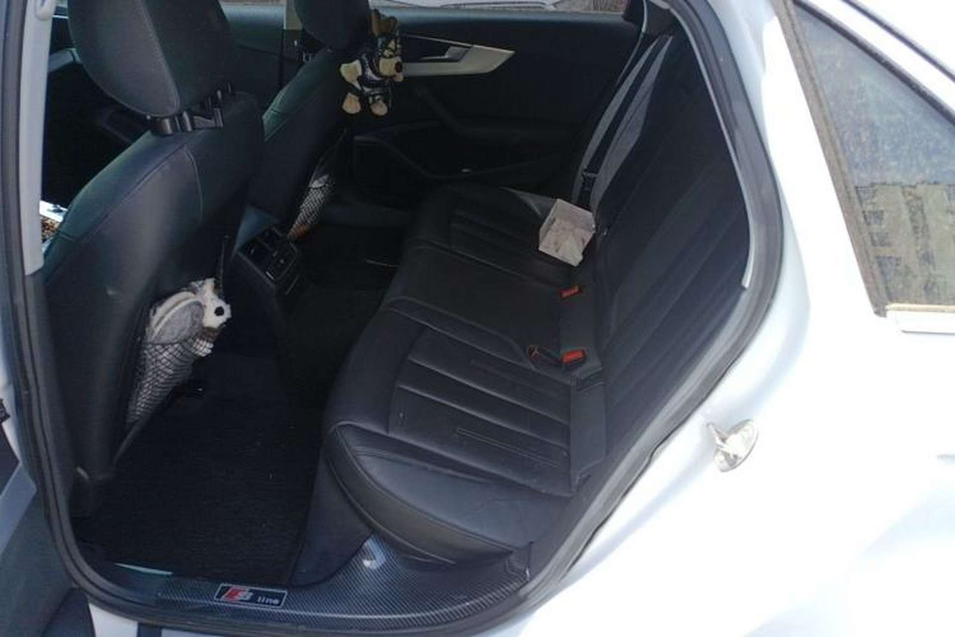 Used Audi A4L 2019 40 TFSI Fashion Version China V Left Rear Seat