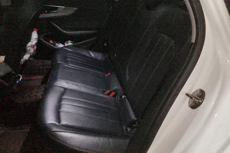 Used Audi A4L 2019 40 TFSI Ambition Version China V Left Rear Seat