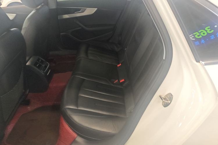Used Audi A4L 2019 40 TFSI Fashion Edition China VI Emission Standard Left Rear Seat