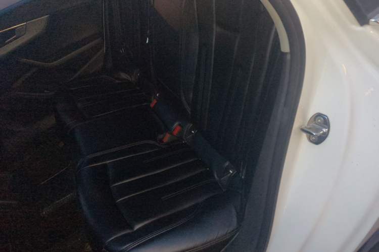 Used Audi A4L 2019 40 TFSI Ambition Version China V Left Rear Seat
