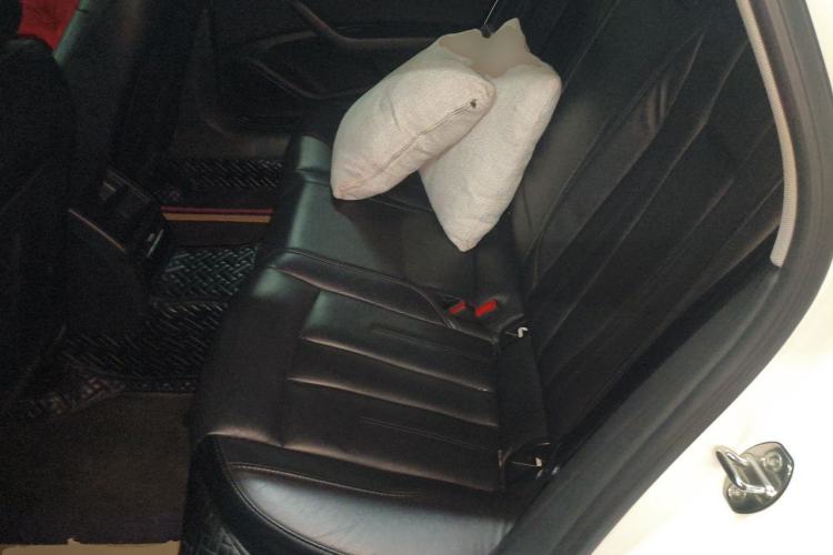 Used Audi A4L 2019 40 TFSI Ambition Version China V Left Rear Seat