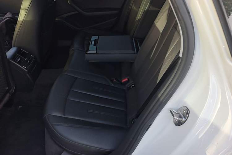 Used Audi A4L 2019 40 TFSI Fashion Version China V Left Rear Seat